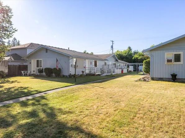 100-120 Alder St, Central Pt, OR 97502