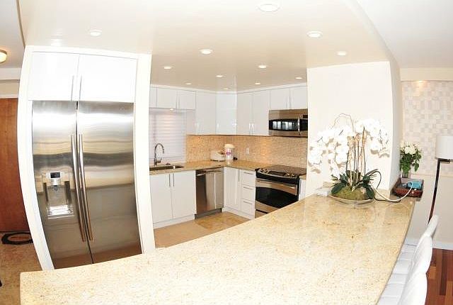 2nd image of 1910 Ala Moana Blvd APT 30B