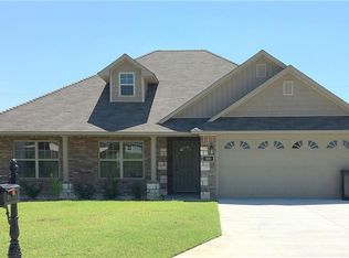 2229 Regency Ln, Barling, AR 72923