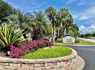 137 Wading Bird Cir #F-204, Naples, FL 34110