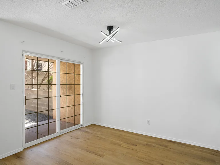 4916 Sereno Dr NE — Photo 7
