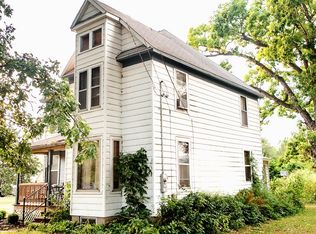 874 Stony Point Rd, Dixon, IL 61021