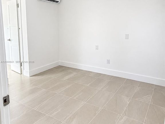5th image of 6765 SW 34th St