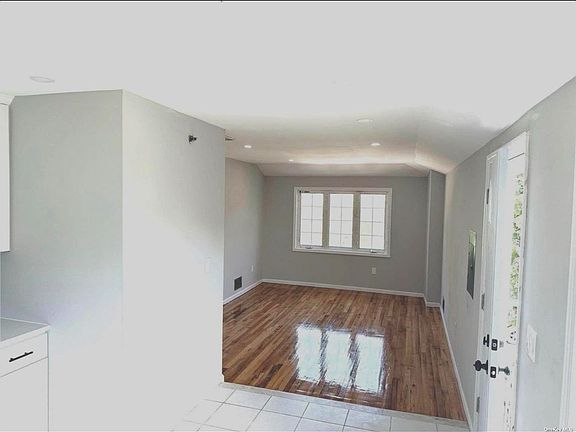 3rd image of 276 Pulaski Ave Floor 2