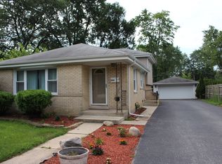 1149 Ridge Rd, Homewood, IL 60430