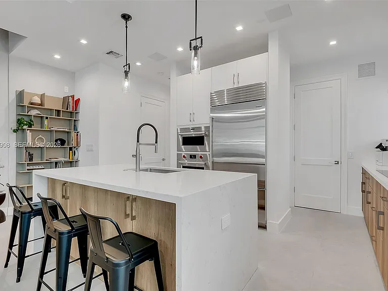 3406 Ponce De Leon Blvd — Photo 5