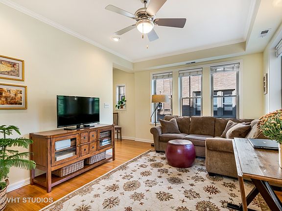 4th image of 1733 W Balmoral Ave APT 2A