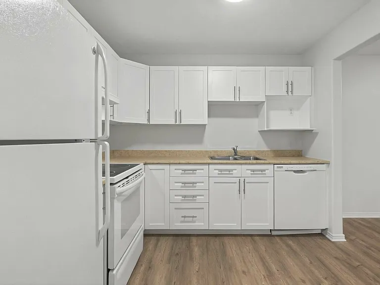 30 Fairlane Dr — Photo 10