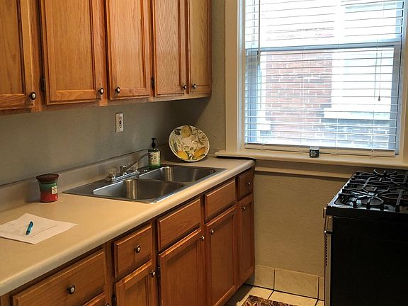 2nd image of 4552 Flad Ave APT 1W