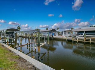 11391 Azalea Ln, Fort Myers Beach, FL 33931