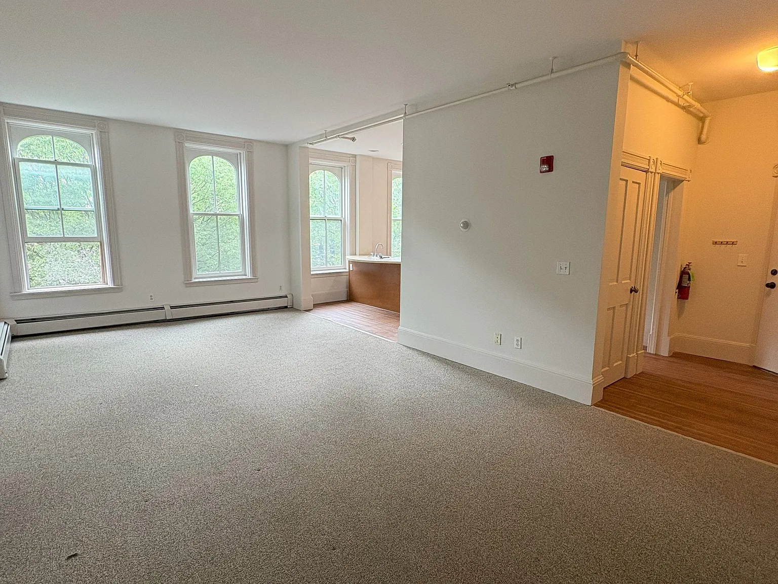 2 bed, 1100 sqft, $2,000 — Photo 3