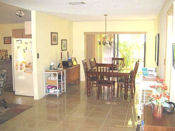 dining room - kitchen left
