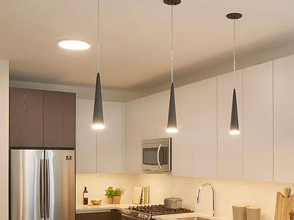 4th image of 10 Burney St #3