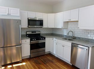 622 Columbia Rd APT 3, Dorchester, MA 02125