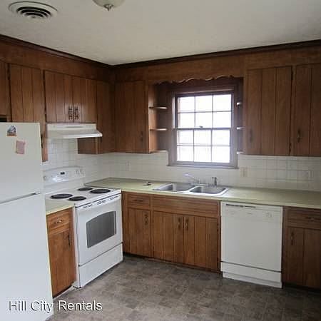 2nd image of 1502 Ramsgate Ln #B