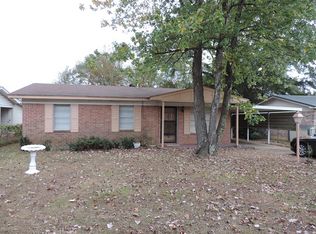 713 Hillview St, Texarkana, TX 75501
