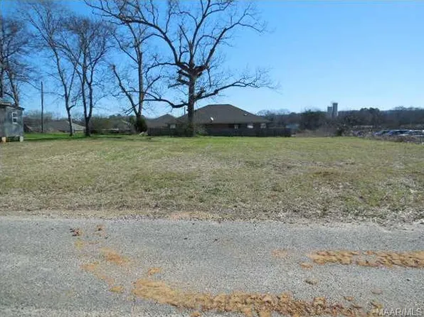 313 W Boundary St, Wetumpka, AL 36092