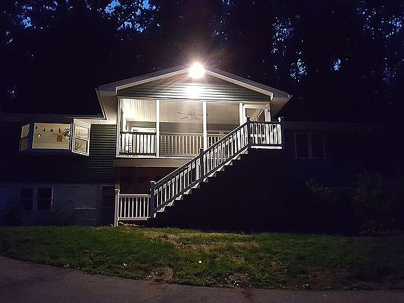 New screened in porch