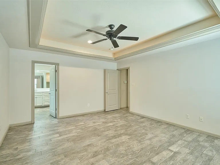 13613 Vail Dr — Photo 18