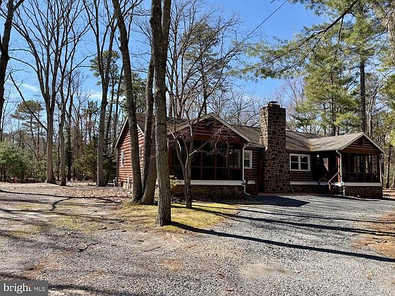 3rd image of 1176 Stokes Rd