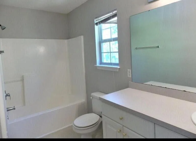 105 Merowey Ct — Photo 8