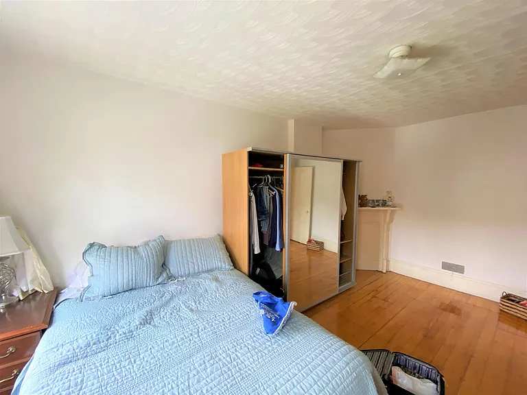 250 Beacon St #1 — Photo 8