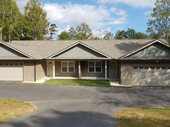 458A Academy Rd Unit A, Hendersonville, NC 28792