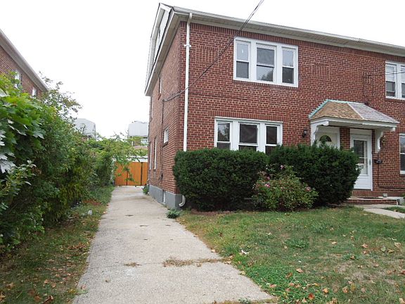 3rd image of 11620 223rd St