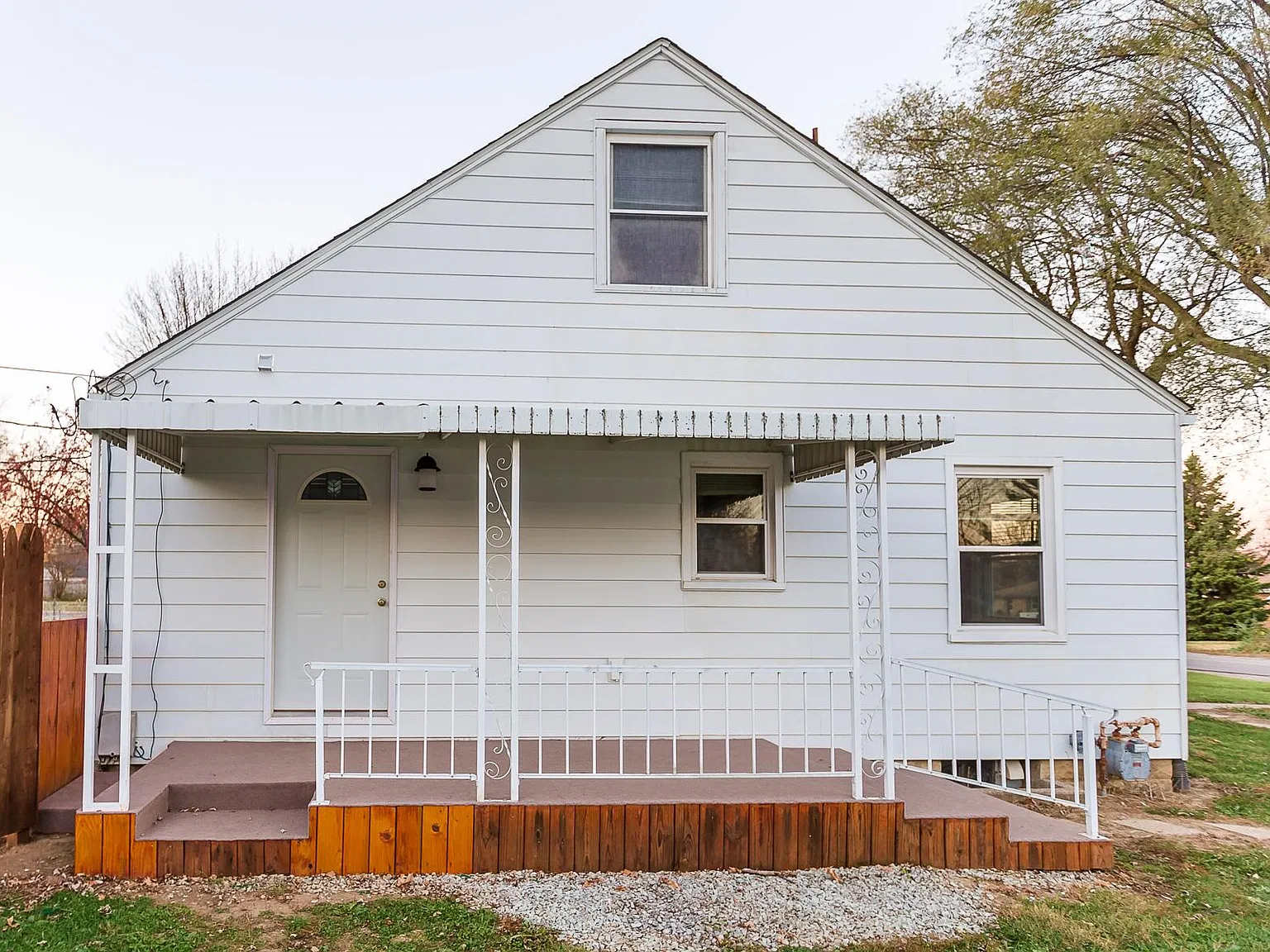 3 bed, 1200 sqft, $1,000 — Photo 3