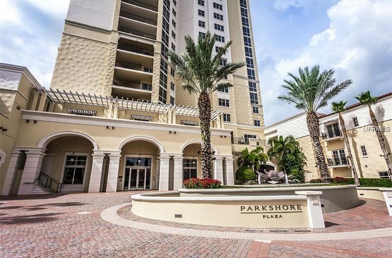 1st image of 300 Beach Dr NE APT 211
