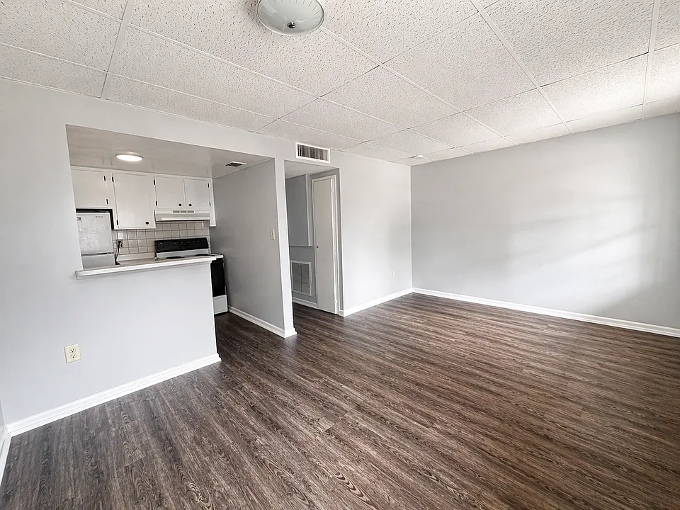 38010 14th Ave
