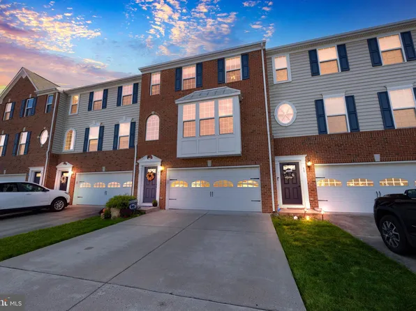61 Isabelle Ct, Marlton, NJ 08053