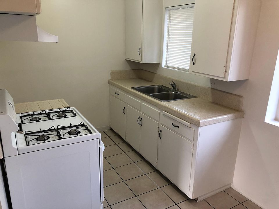 1st image of 9561 Los Angeles St #5