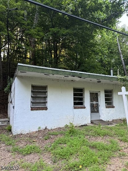 1st image of 58 Hollow Rd