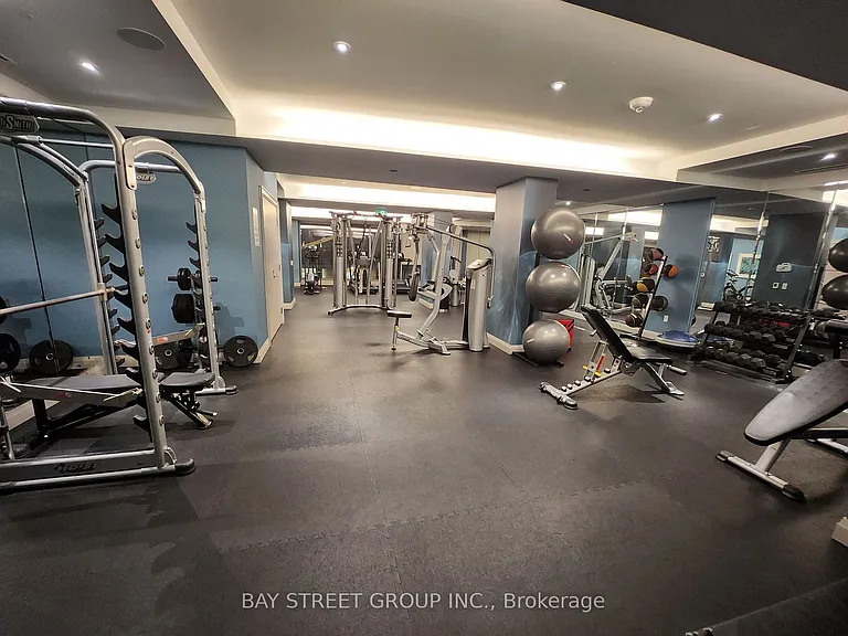 50 Wellesley St E #3709 — Photo 14