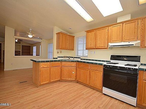 5th image of 18234 E County Down Dr