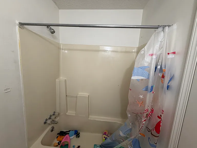 102 Kenwood Dr — Photo 9