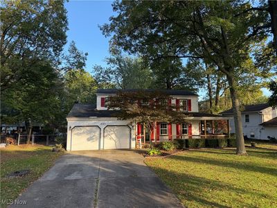 1845 Celeste Cir, Youngstown, OH, 44511
