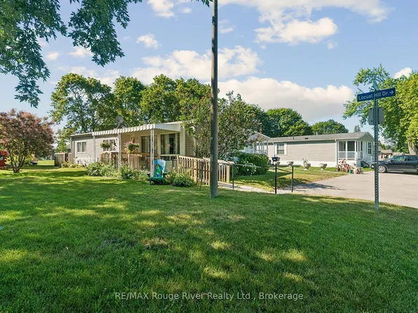 35 Hawthorne Dr, Innisfil, ON L9S 1P1