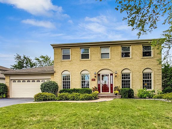 2nd image of 930 S Stonehedge Ln