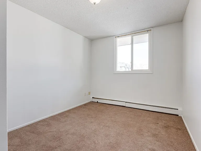 510 21st Ave SW — Photo 12