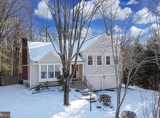 8207 Cherry Ridge Rd, Fairfax Station, VA 22039