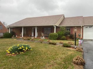 29 Jay Ridge Rd, Cloverdale, VA 24077