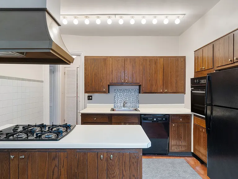 5735 Walnut St — Photo 12