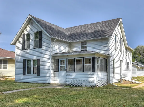 204 Ely St, Woodbine, IA 51579