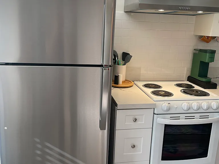 2247 Brant St #7 — Photo 8