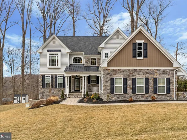 3 Miller Way, Aston, PA 19014