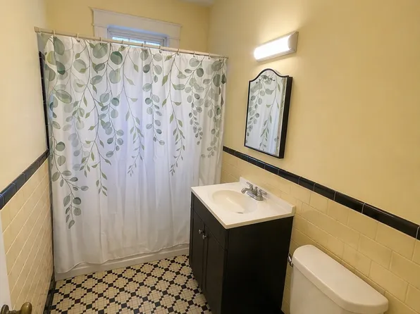 (undisclosed Address), Worcester, MA 01609