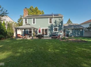 111 Northampton Dr, Oswego, IL