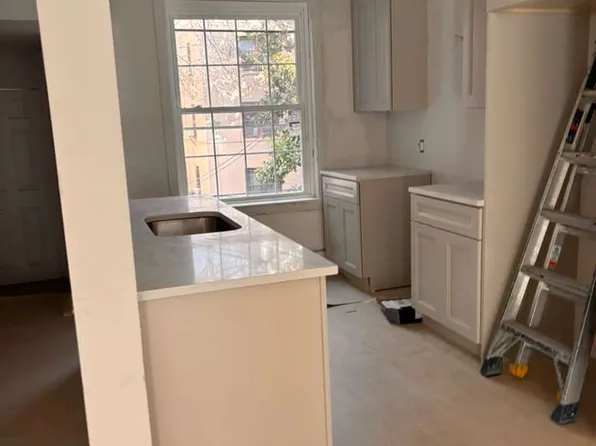 423 S 20th St, Philadelphia, PA 19146